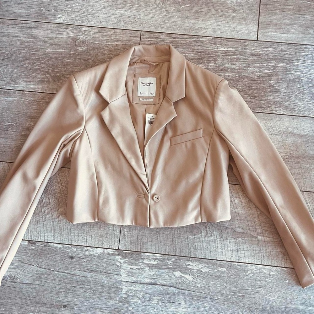 Abercrombie vegan leather cropped blazer